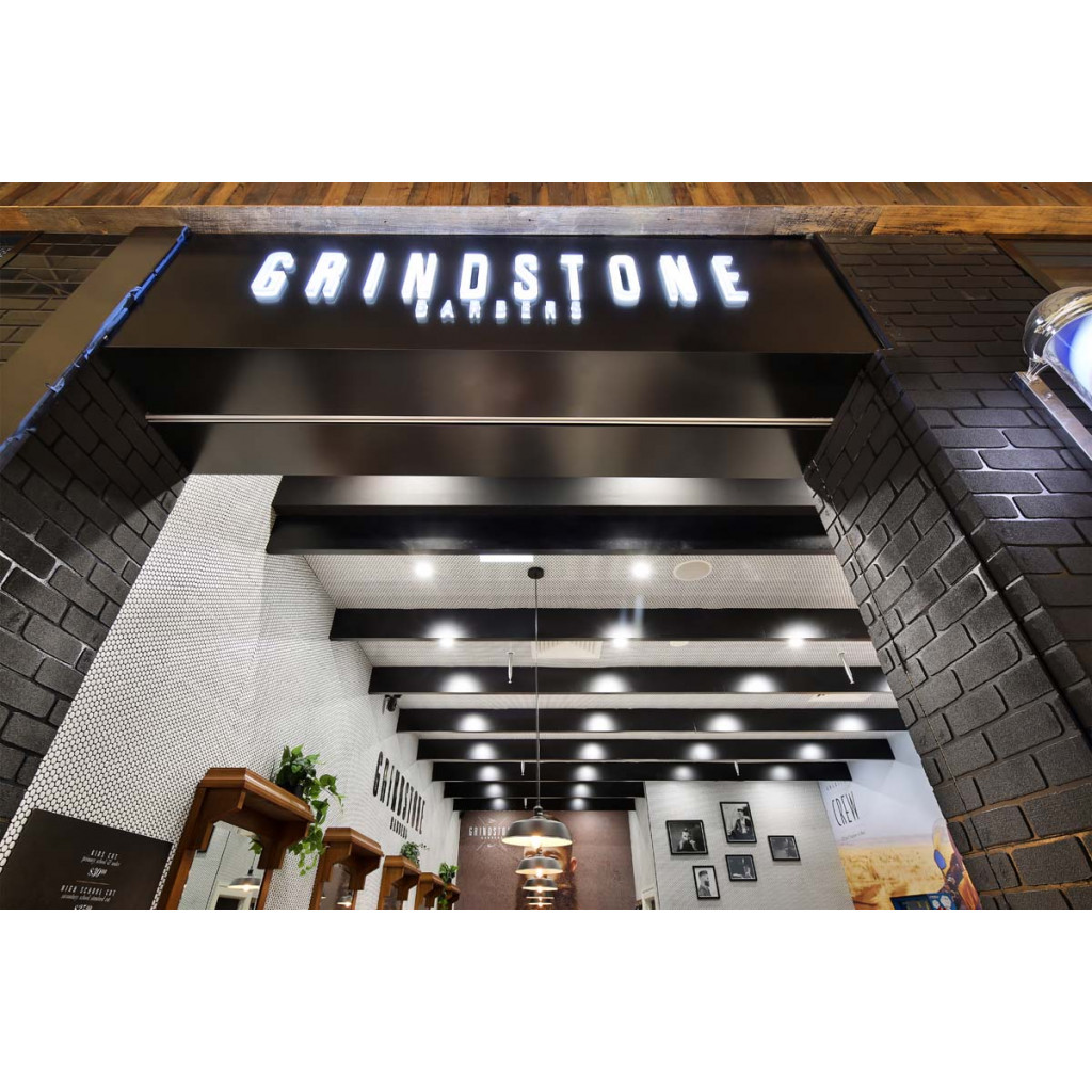 Grindstone Barber Casey Sc 10